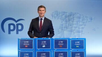 Feijóo presenta sus avales para seguir al frente del PP y conseguir un cambio en el gobierno