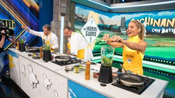Elsa Pataky demuestra su habilidad en la cocina con el 'maki pataky' de David de Jorge