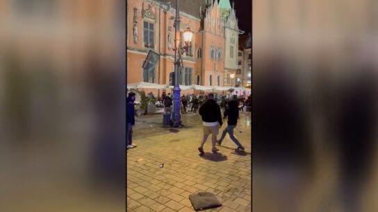 Peleas entre ultras de Betis y Chelsea 