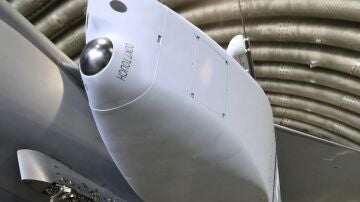 Avión de combate F-15K con un misil alemán Taurus
