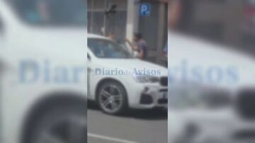  Trata de arrollar a un hombre tras una trifulca por una disputa de tráfico en Santa Cruz de Tenerife