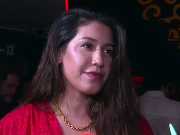 Gabriela Guillén hablando con los medios de comunicación Gabriela Guillén hablando con los medios de comunicación