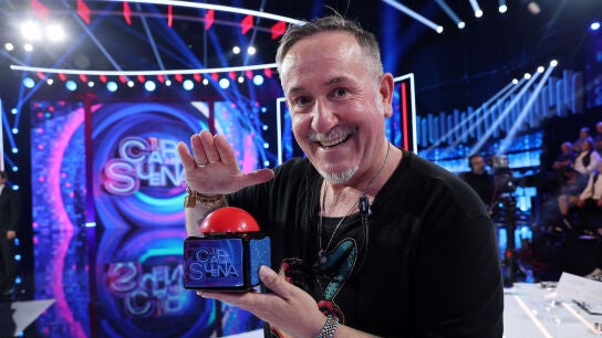 &ldquo;Soy el que los mantiene vivos&rdquo;: as&iacute; es Mateo Vergara, animador del p&uacute;blico de Tu cara me suena