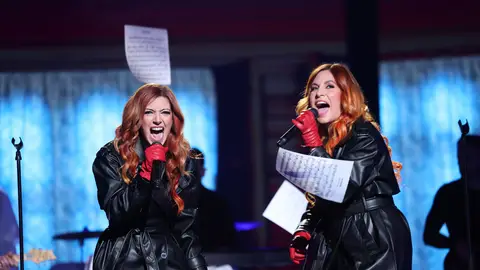 ¡Talento a raudales! Ana Guerra y Leire Martínez protagonizan un dueto único con ‘Mi nombre’ ¡Talento a raudales! Ana Guerra y Leire Martínez protagonizan un dueto único con ‘Mi nombre’