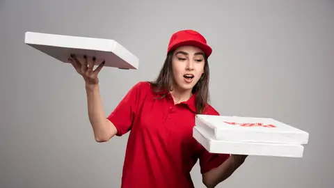 Repartidora de pizzas Repartidora de pizzas