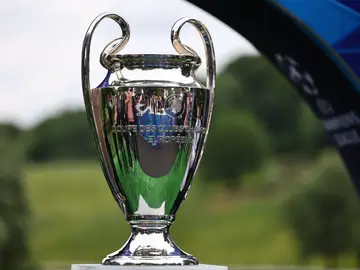 El trofeo de la Champions League en el Olympic Park de Múnich El trofeo de la Champions League en el Olympic Park de Múnich