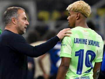 Hansi Flick y Lamine Yamal