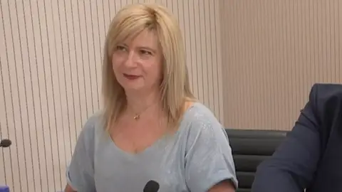 Leire Díez, la 'fontanera' del PSOE Antena 3 Noticias