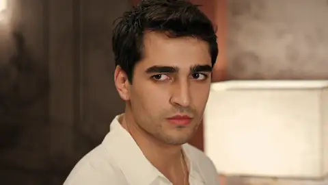 Ferit no aguanta más: la estancia de Nükhet y Kaya en la mansión lo lleva al límite Ferit no aguanta más: la estancia de Nükhet y Kaya en la mansión lo lleva al límite