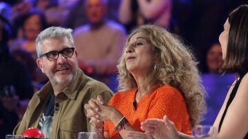 “En la moto me he sentado delante, detrás y en medio”: Lolita recuerda su historia con Juan y Medio en Tu cara me suena