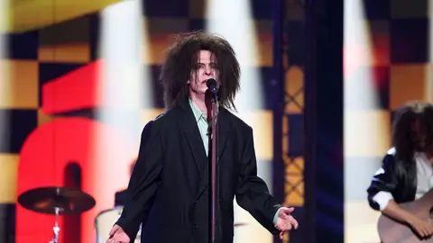 ¡Cambio radical! Manu Baqueiro recrea a The Cure y su ‘In between days’ ¡Cambio radical! Manu Baqueiro recrea a The Cure y su ‘In between days’