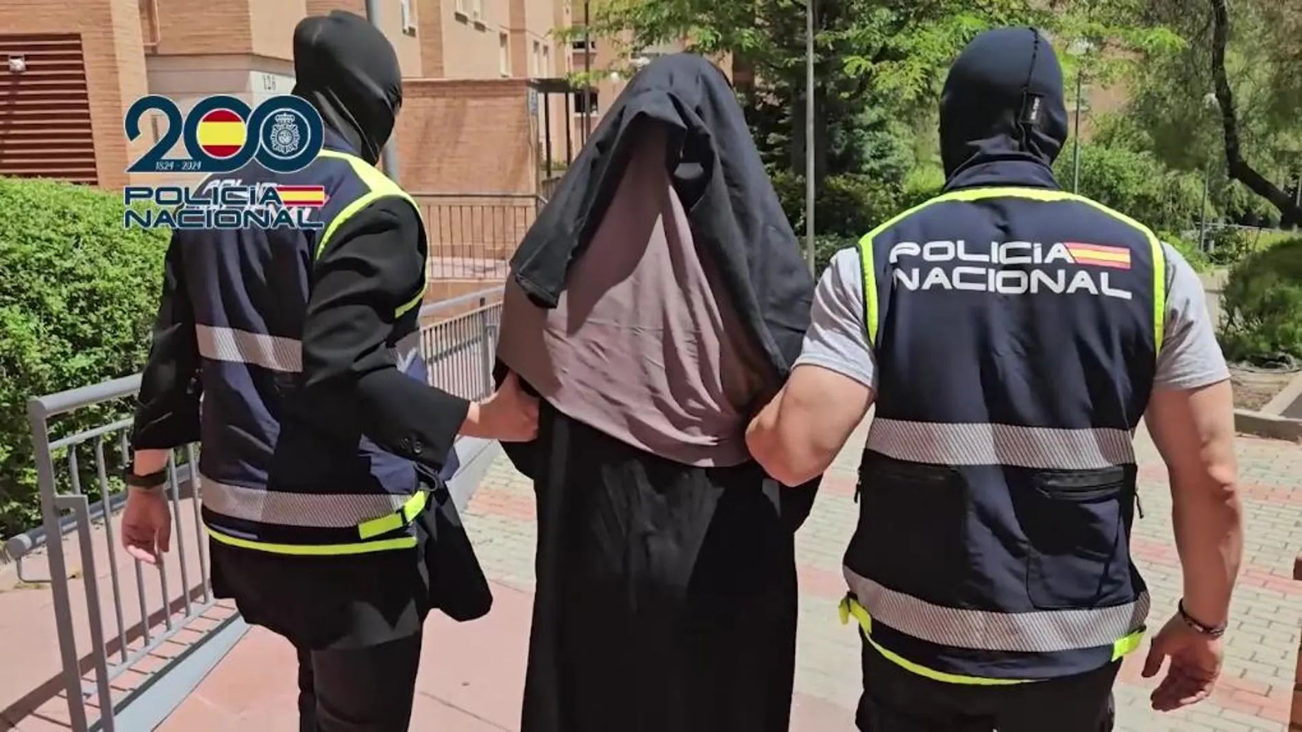La Policía Nacional detiene a dos mujeres que habían creado una academia de la yihad dirigida a mujeres La Policía Nacional detiene a dos mujeres que habían creado una academia de la yihad dirigida a mujeres