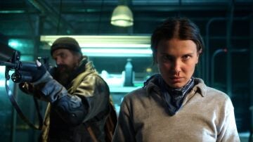 David Harbour y Millie Bobby Brown en Stranger Things 5