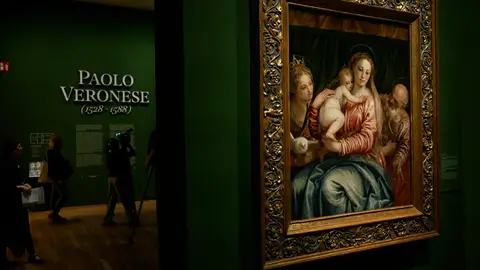 La obra 'La Virgen con el Niño, san Pedro y una santa mártir', de Paolo Veronese, expuesta este lunes en El Prado La obra 'La Virgen con el Niño, san Pedro y una santa mártir', de Paolo Veronese, expuesta este lunes en El Prado