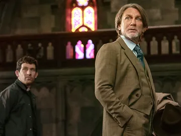 Josh O'Connor y Daniel Craig en Puñales por la espalda: De entre los muertos Josh O'Connor y Daniel Craig en Puñales por la espalda: De entre los muertos