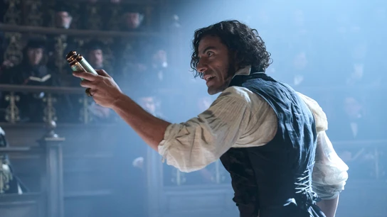Oscar Isaac en Frankenstein, de Guillermo del Toro Oscar Isaac en Frankenstein, de Guillermo del Toro