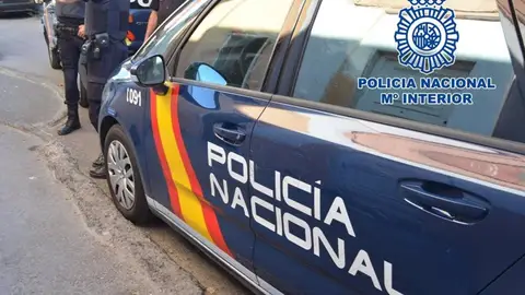 Coche de la Policía Nacional Coche de la Policía Nacional