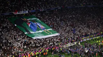 Imagen del homenaje de los fans del PSG a Luis Enrique por su hija Xana Imagen del homenaje de los fans del PSG a Luis Enrique por su hija Xana