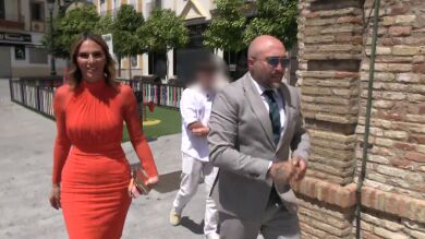 Isabel Pantoja no va a la primera comunión de su nieta Ana, hija de Kiko Rivera e Irene Rosales: 