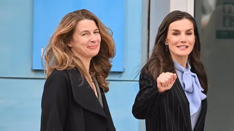 La reina Letizia y María Ocaña La reina Letizia y María Ocaña