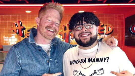 Jesse Tyler Ferguson y Rico Rodriguez de Modern Family