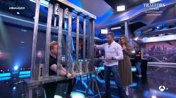 "¡Yo la mía no la pongo!": Yunke impresiona a Melody con su arriesgada magia