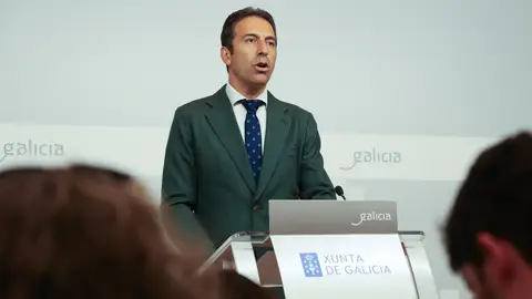 Alfonso Villares dimite como consejero del Mar tras ser denunciado por agresión sexual por la presentadora Paloma Lago Alfonso Villares dimite como consejero del Mar tras ser denunciado por agresión sexual por la presentadora Paloma Lago