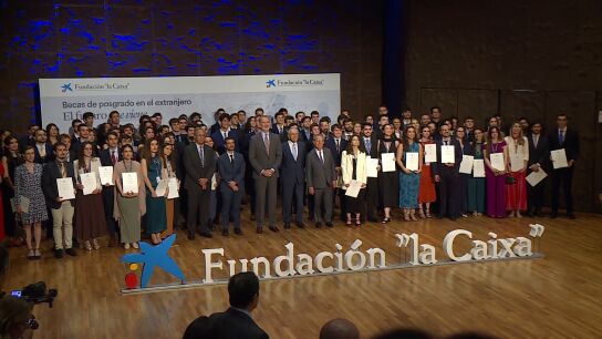 Entrega de las becas de la Fundaci&oacute;n La Caixa