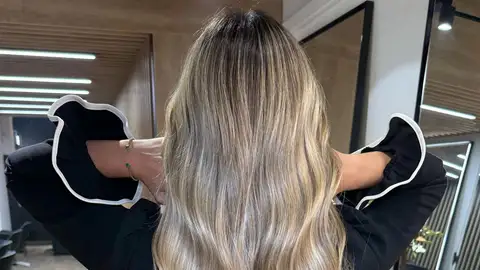 Tinte rubio frío Tinte rubio frío