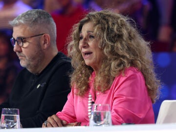 “Hacía mucho tiempo que no lloraba en un programa”: Lolita no puede contener las lágrimas con la imitación de Melani