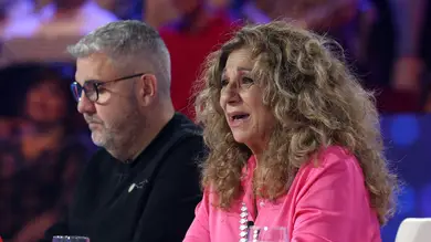 “Hacía mucho tiempo que no lloraba en un programa”: Lolita no puede contener las lágrimas con la imitación de Melani “Hacía mucho tiempo que no lloraba en un programa”: Lolita no puede contener las lágrimas con la imitación de Melani