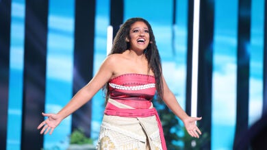 Esperansa Grasia nos devuelve las ganas de soñar interpretando ‘Qué hay más allá’ de Vaiana 