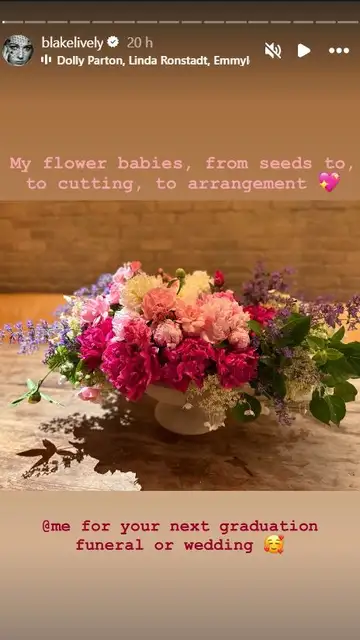 Blake Lively muestra su pasión por las flores Blake Lively muestra su pasión por las flores