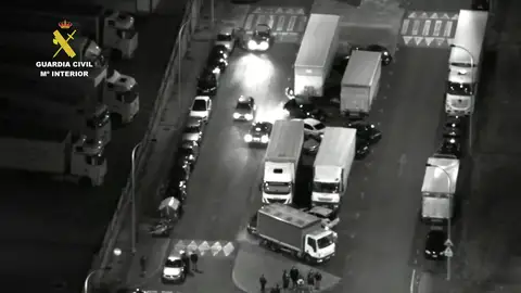 Desmantelan una red de carreras ilegales en Pontevedra: casi 100 denuncias por distintas infracciones, especialmente por exceso de velocidad Desmantelan una red de carreras ilegales en Pontevedra: casi 100 denuncias por distintas infracciones, especialmente por exceso de velocidad