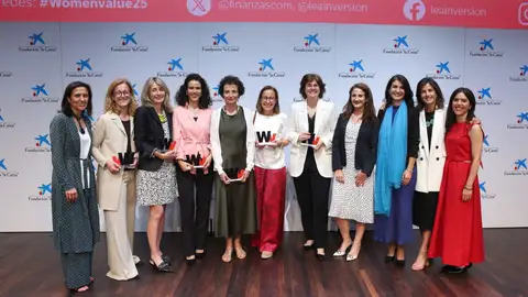 Galardonadas y miembros del jurado en los Premios Womenvalue 2025 Galardonadas y miembros del jurado en los Premios Womenvalue 2025