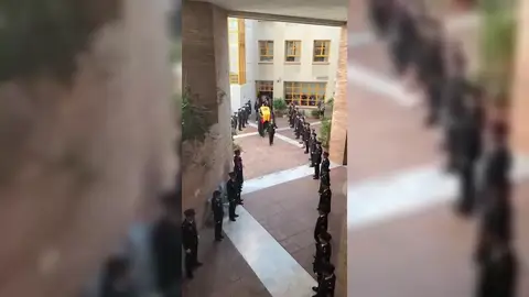 Emotiva despedida a Antonio, el policía muerto al chocar su coche con el de 3 ladrones que huían tras un robo Emotiva despedida a Antonio, el policía muerto al chocar su coche con el de 3 ladrones que huían tras un robo