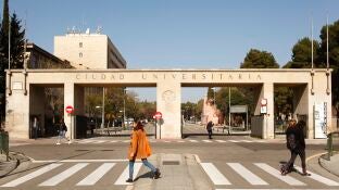 Un menor hospitalizado y otro detenido en una agresi&oacute;n con arma blanca en la Universidad de Zaragoza.