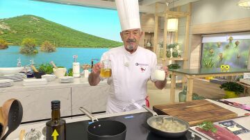 Salsa de queso azul, una delicia de tres ingredientes de Arguiñano: "Sirve para un montón de recetas"