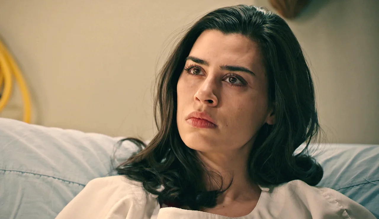 María se deja llevar por el dolor y toma una drástica decisión