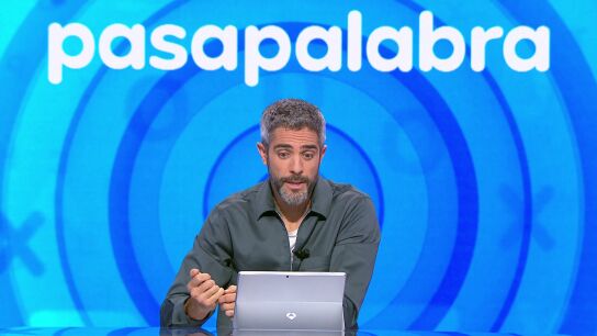 Roberto Leal estalla con Manu y Rosa en Pasapalabra tras un desastroso duelo musical 