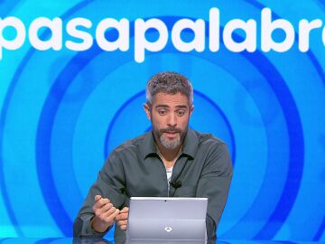 Roberto Leal estalla con Manu y Rosa en Pasapalabra tras un desastroso duelo musical 