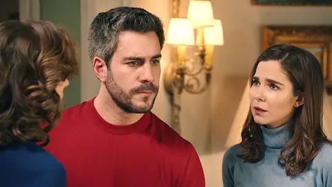 Andrés, atormentado por la culpa: ¡se siente responsable de la caída de María! Andrés, atormentado por la culpa: ¡se siente responsable de la caída de María!