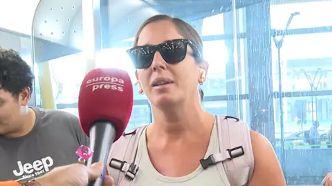Anabel Pantoja, en el aeropuerto de Madrid Anabel Pantoja, en el aeropuerto de Madrid