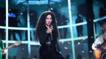 ¿La mejor imitación de Shakira de la historia? Melani emula a la cantante colombiana con ‘Inevitable’