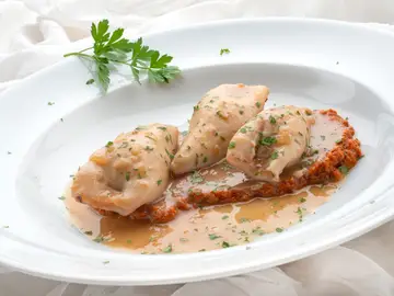 Chipirones rellenos de salsa de tomates secos Chipirones rellenos de salsa de tomates secos