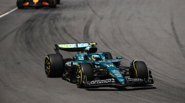 Fernando Alonso durante el GP de Canadá 2025