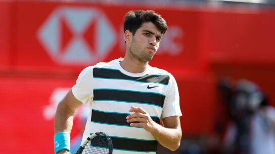 Carlos Alcaraz, en su debut en Queen's 2025