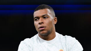 Antena 3 Deportes (19-06-25) Mbapp&eacute;, hospitalizado por un "cuadro agudo de gastroenteritis"