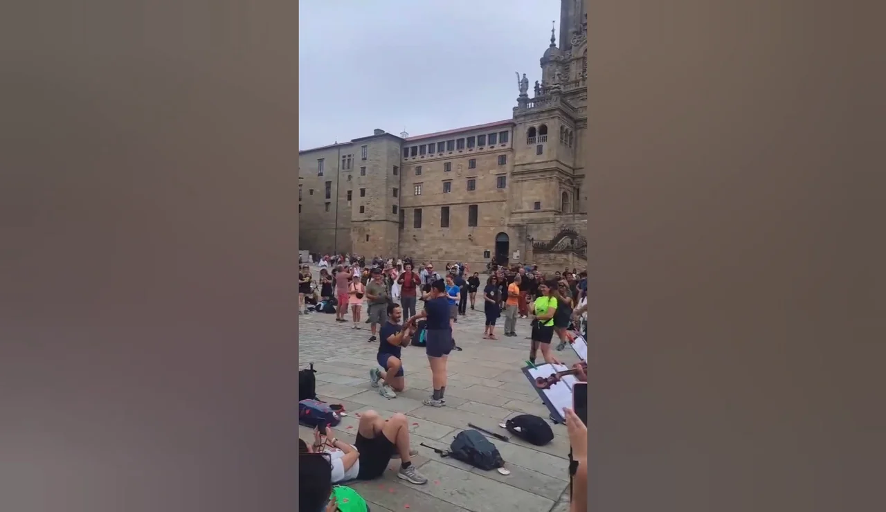 Pedida de mano en el Obradoiro