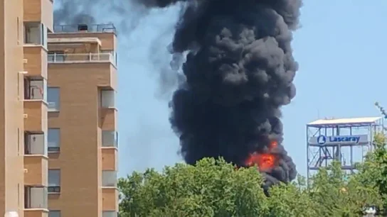 Incendio en una fábrica de Vitoria Incendio en una fábrica de Vitoria